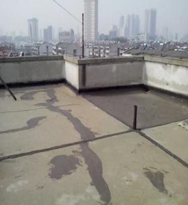 沧源漏水维修 楼顶漏水是什么原因，楼顶漏水维修方法是什么?