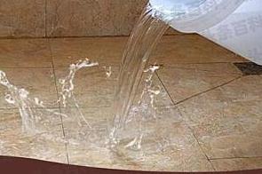 沧源漏水维修 免砸砖防水材料该如何施工
